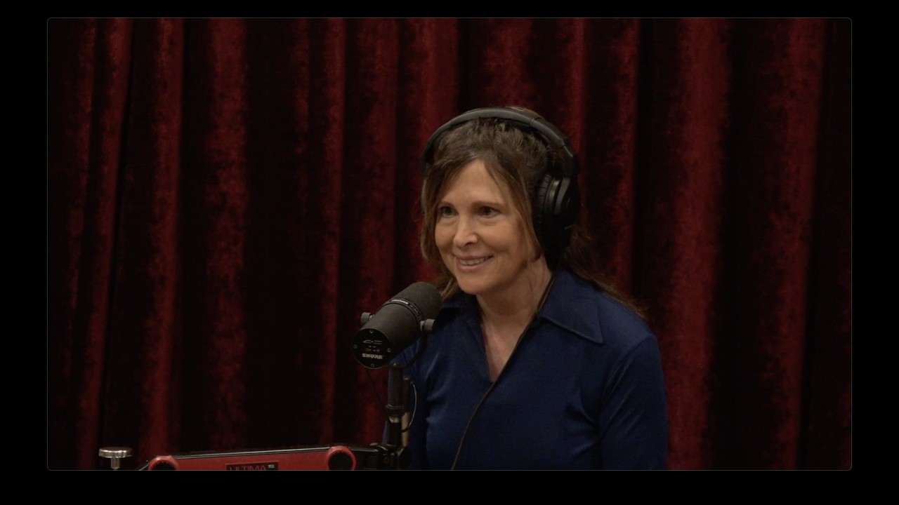Joe Rogan Experience #2533 - Diana Pasulka (YouTube thumbnail)